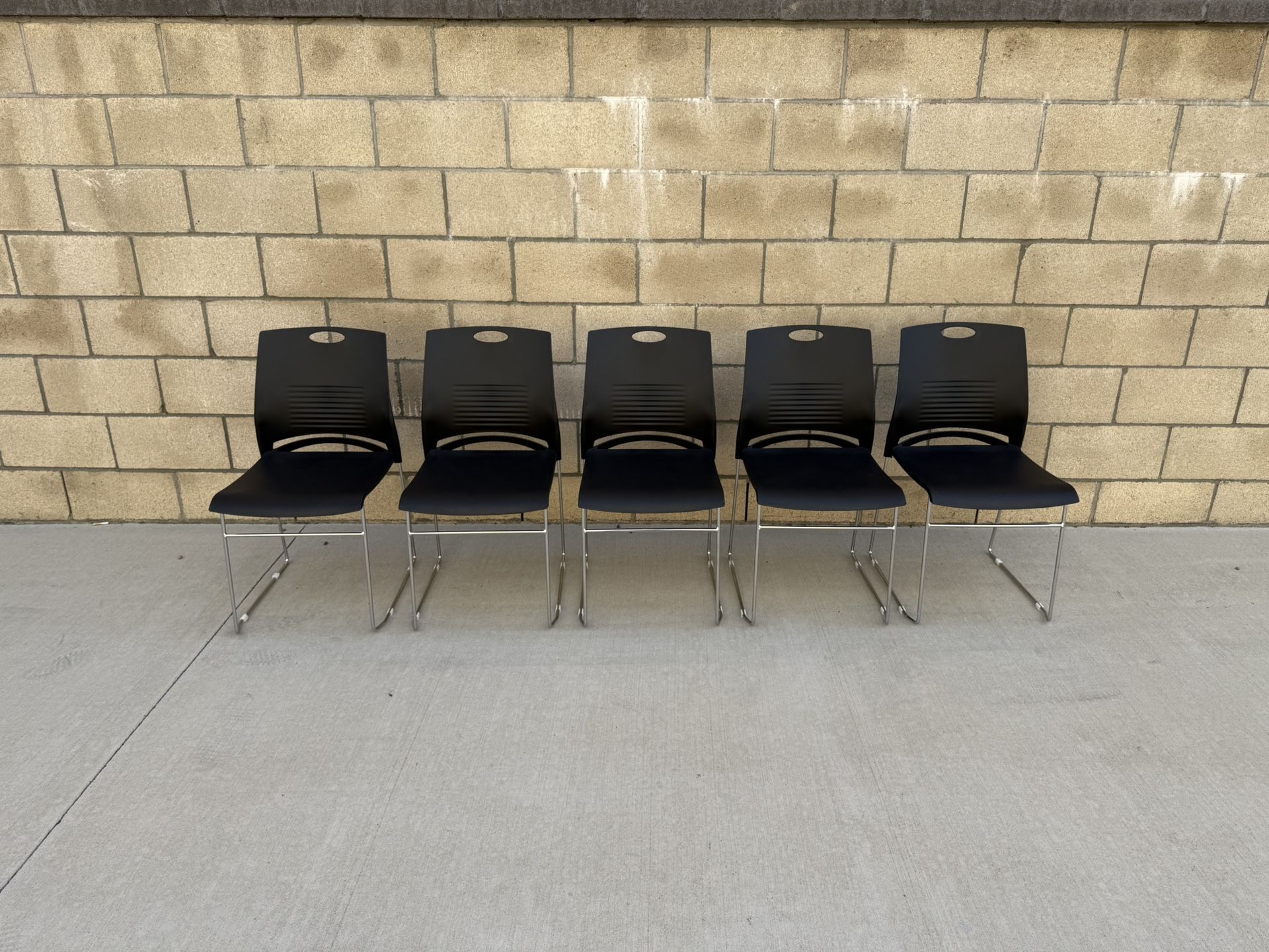 NEW BLACK (5-Pack) Stackable Waiting Room Chairs Stacking Church Guest Chairs w/Sled Base