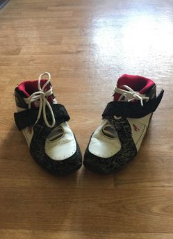 Very nice basketball shoes