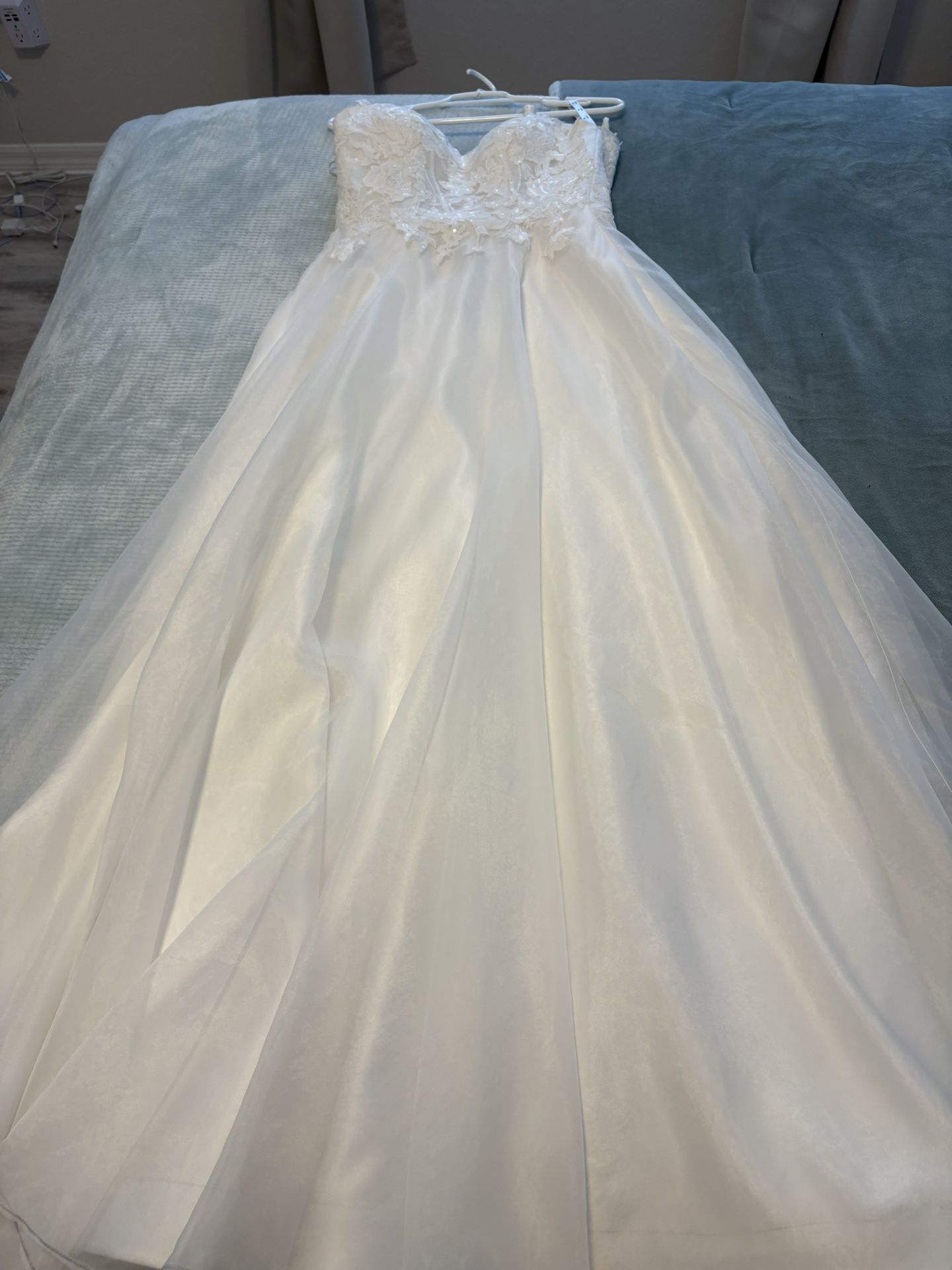 David’s Bridal Wedding dress
