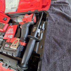 Milwaukee 18V FUEL Hammer/Drill with Battery, Charger and Case NEW 