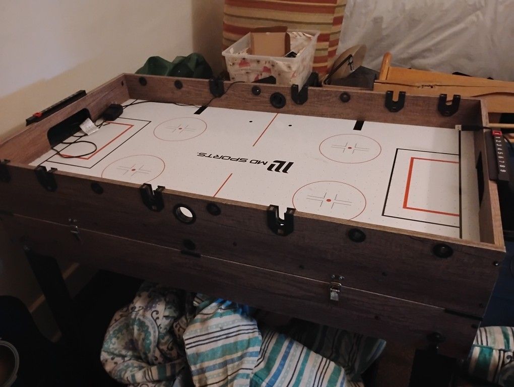 3n1 Gaming Table Bought Used Once Needs Gone Asap 