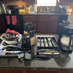 Kitchen Starter Set for Sale in Auburndale, FL - OfferUp