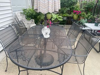 Outdoor Table with Chairs