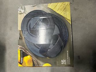 Dinnerware set