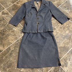 Pin STRIPE BLAZER AND SKIRT 5-6