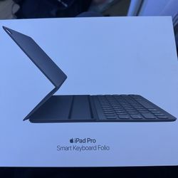 iPad Pro Smart Folio Keyboard 12.9 