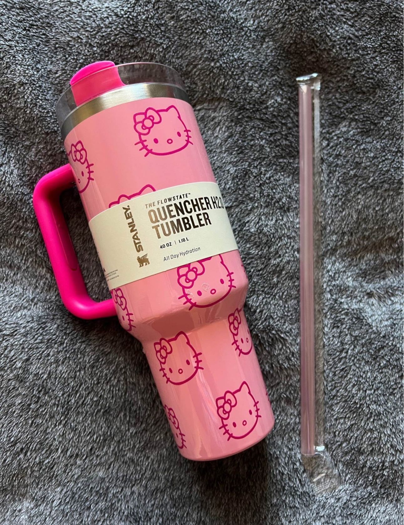New Hello Kitty 40oz Stanley Cup