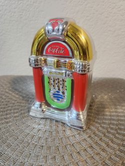 Coca-Cola salt shaker