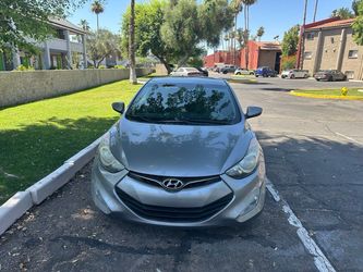 Beautiful silver 2013 Elantra Coupe - Reliable, Feul Efficient, Clean Title