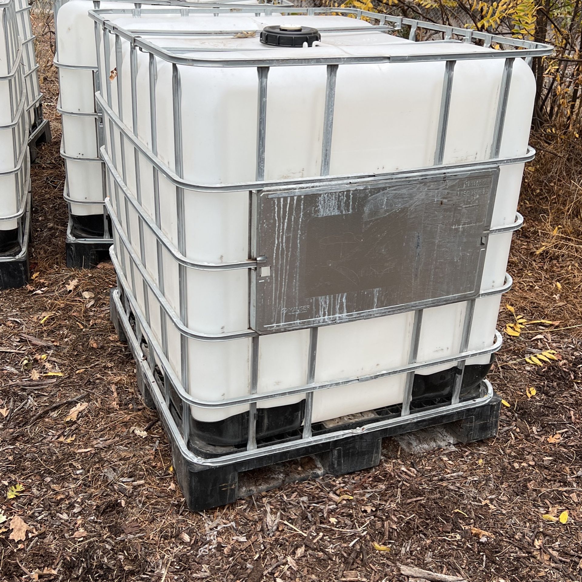 250 Gallon Totes