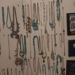 400 Pieces Of Turquoise Jewelry Store Closed 