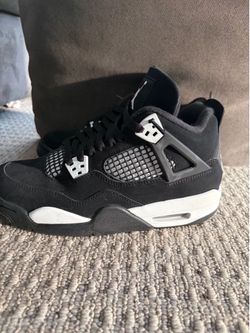 Jordan’s size 7 boys