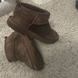 Kid Brown Uggs 