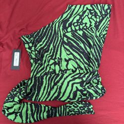 One Shoulder Top Size XS - Pickup From Northridge Area