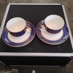 Bone China 2 Gold Trim Tea Cups 2 Gold Trim Cheese Sauces