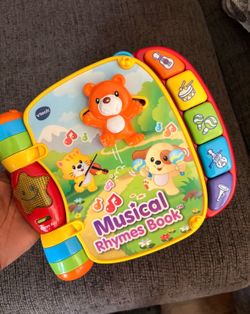 VTech Musical Rhymes Book