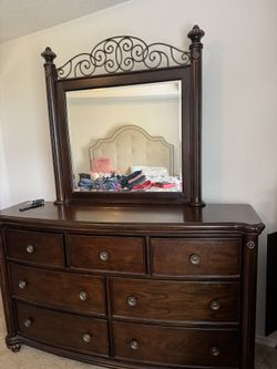 Dresser with Mirror- Chest Of Drawers - Night Stand 