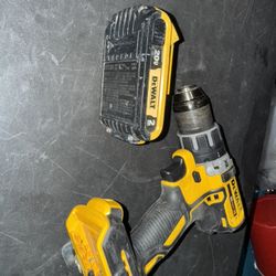 BRUSHLESS XR 20v DRILL WITH 2.0 Battery Only