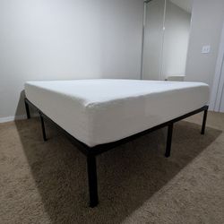 Queen Memory Foam Mattress 