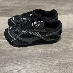 Bottega Veneta Orbit Black And Gray