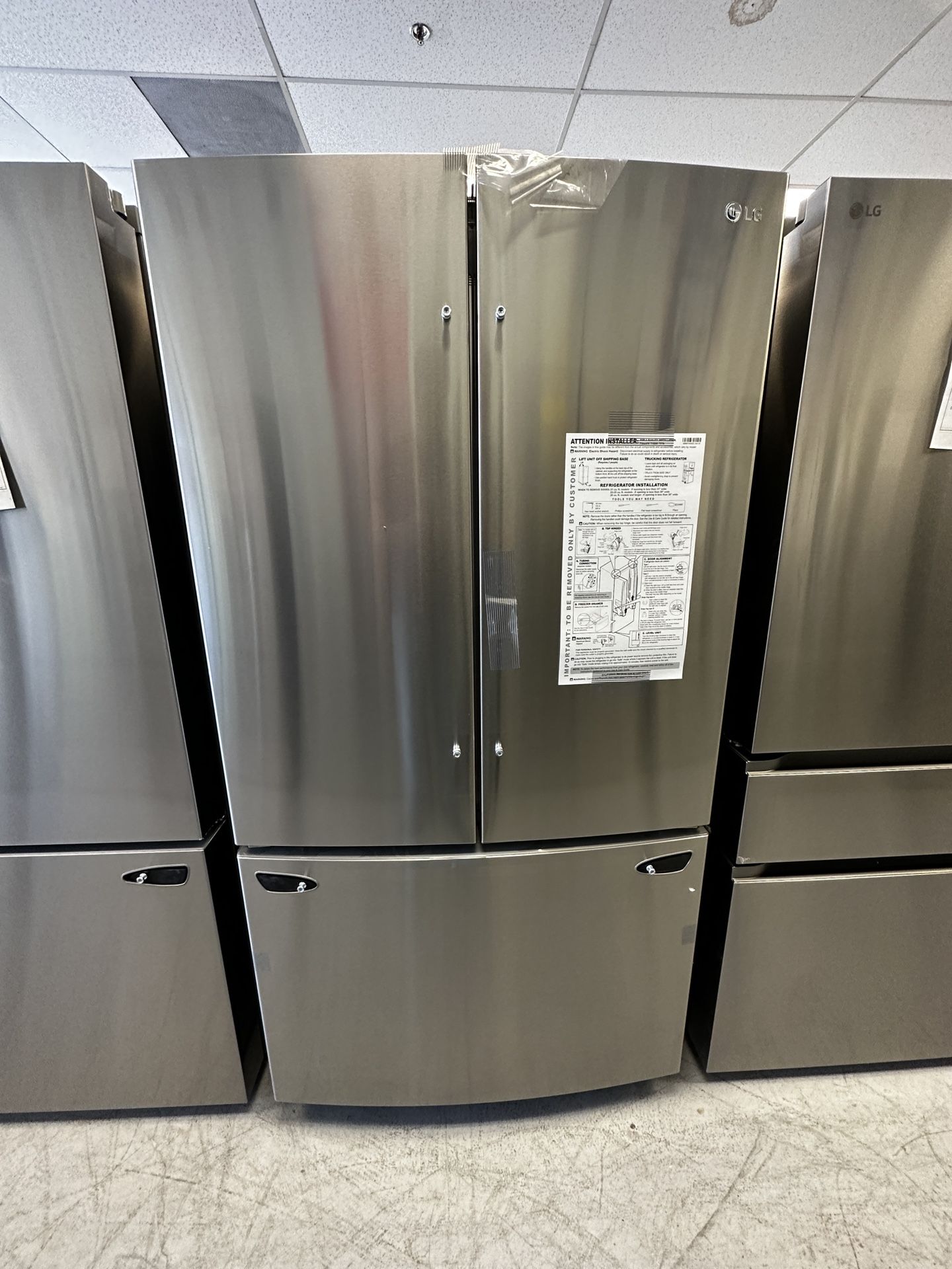 New LG Refrigerator For Sale 899