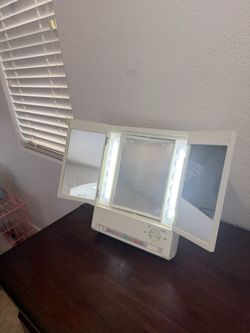 Beautiful Mirrors With Lights 3 Colors 