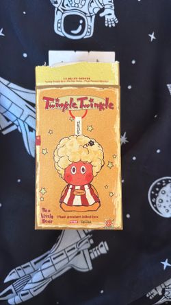 Pop Mart Twinkle Twinkle " Wake Up ! Sleepy Head " Plush Pendant