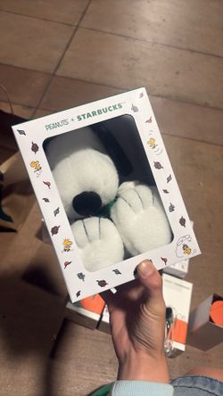 SNOOPY STARBUCKS PEANUTS PLUSH