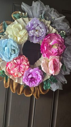 Wreath 23" unique hand made Wreath beautiful roses ! Great gift!