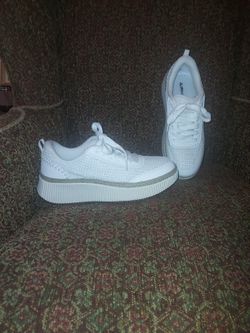 Womens Airhas Brand New Shoes