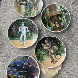 The Wizard Of Oz Collection Plates