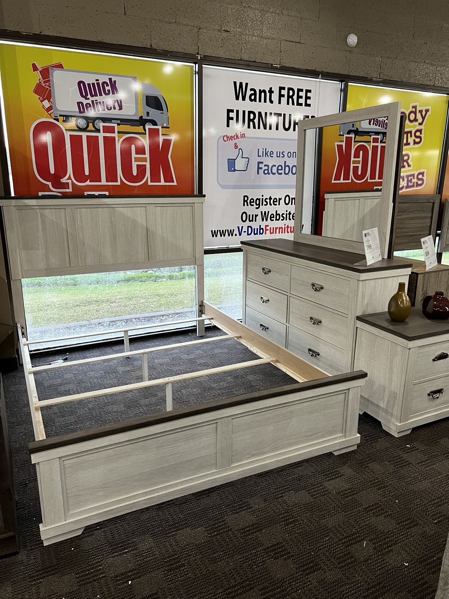 White And Brown Queen Bedroom Set