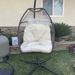 Cream Hanging Egg Chair 