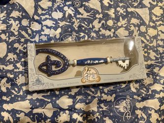 Disney Collectors Cinderella Key