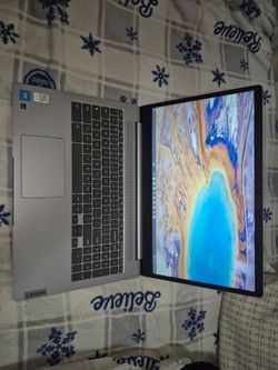 Laptop