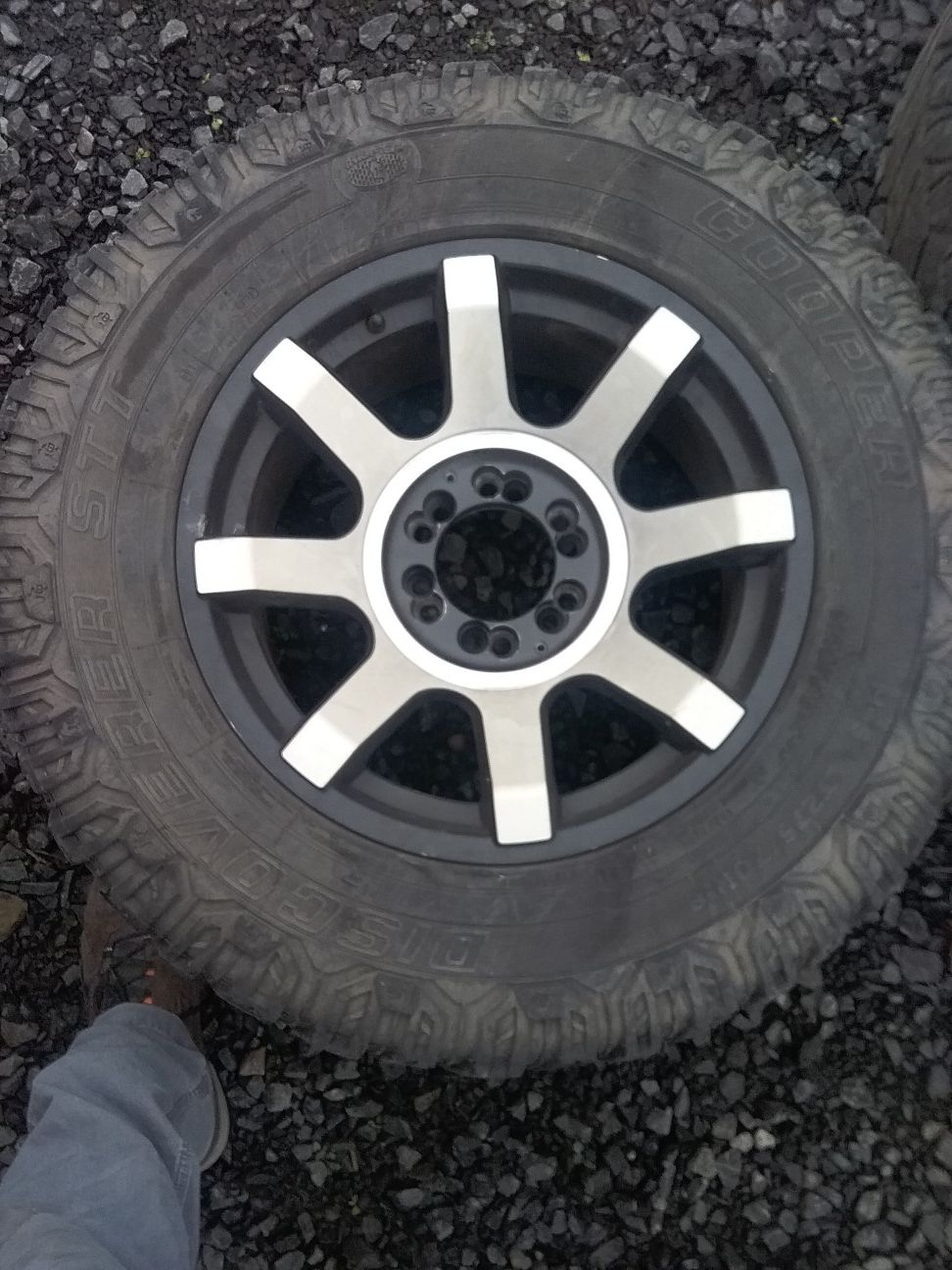 275-70-18 mud tires and rims off silverado