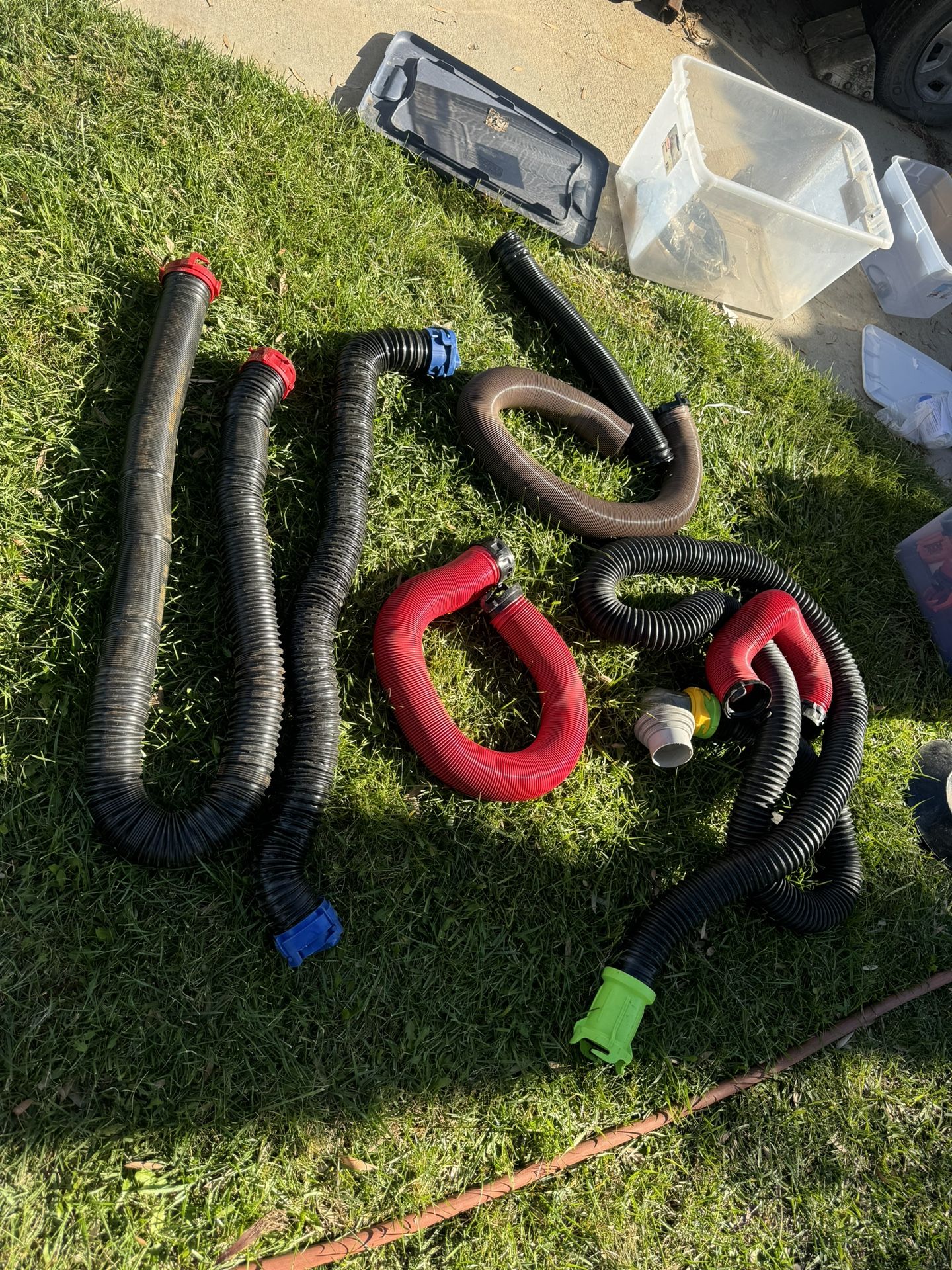 RV STUFF HOSES BLOCKS WASTE STUFF  HITCH MOTORHOME