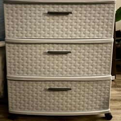 Room Essentials 3-Drawer Wide Weave Tower with wheels