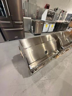 Lynx 36”Inch Built In Grill Natural Gas Stainless Steel New $4999 Premium Kitchen & Appliances Oakland Park Brand New Grill All The Missing Parts