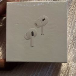 Apple AirPods Pro 2nd Generation with MagSafe Wireless Charging Case - White