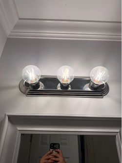 Light fixture