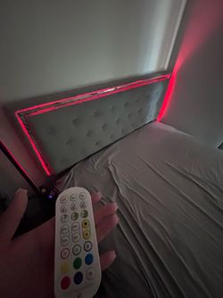Gray Tufted LED Queen Bedframe