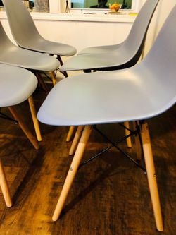 6 chairs with wooden leg base