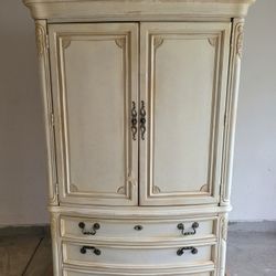 Thomasville Armoire 