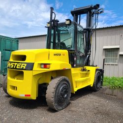 Hyster Forklift 