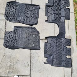Jeep JKU Floor Mats Complete Set 