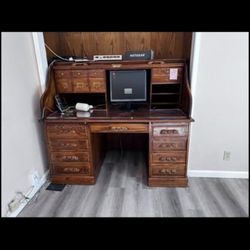 Roll Top Desk 