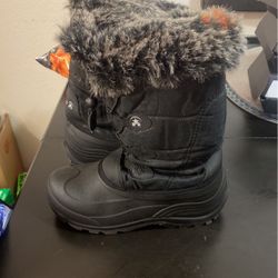 Women’s Snow Boots