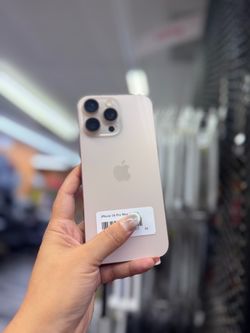 Unlocked - iPhone 16 pro max 256 Gb and clean imei