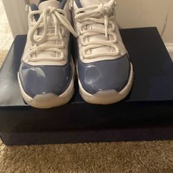 Jordan 11 low size 8